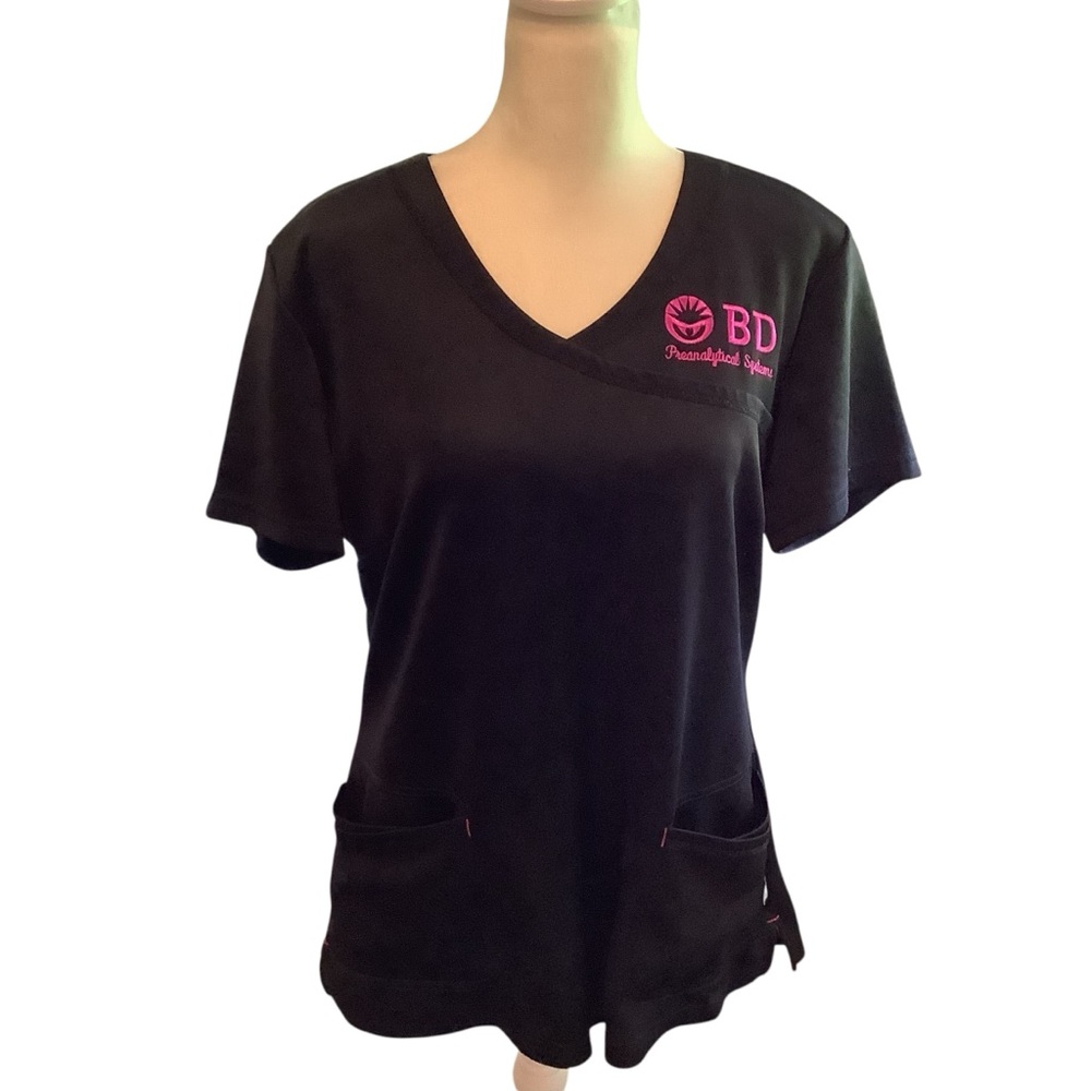 Smitten Scrub Top w/Pockets, Black V-Neck Scrub Top with Pink Embroidery  Size M